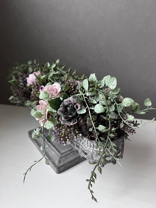 バラのフラワーアレンジメント ホリゾンタル｜横浜ディスプレイ