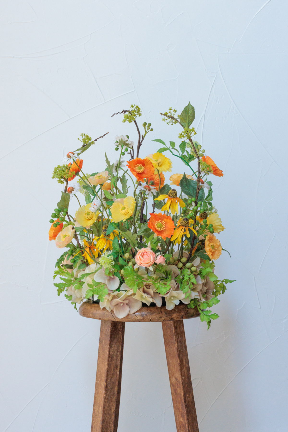 マーガレットのフラワーアレンジメント｜横浜ディスプレイミュージアム