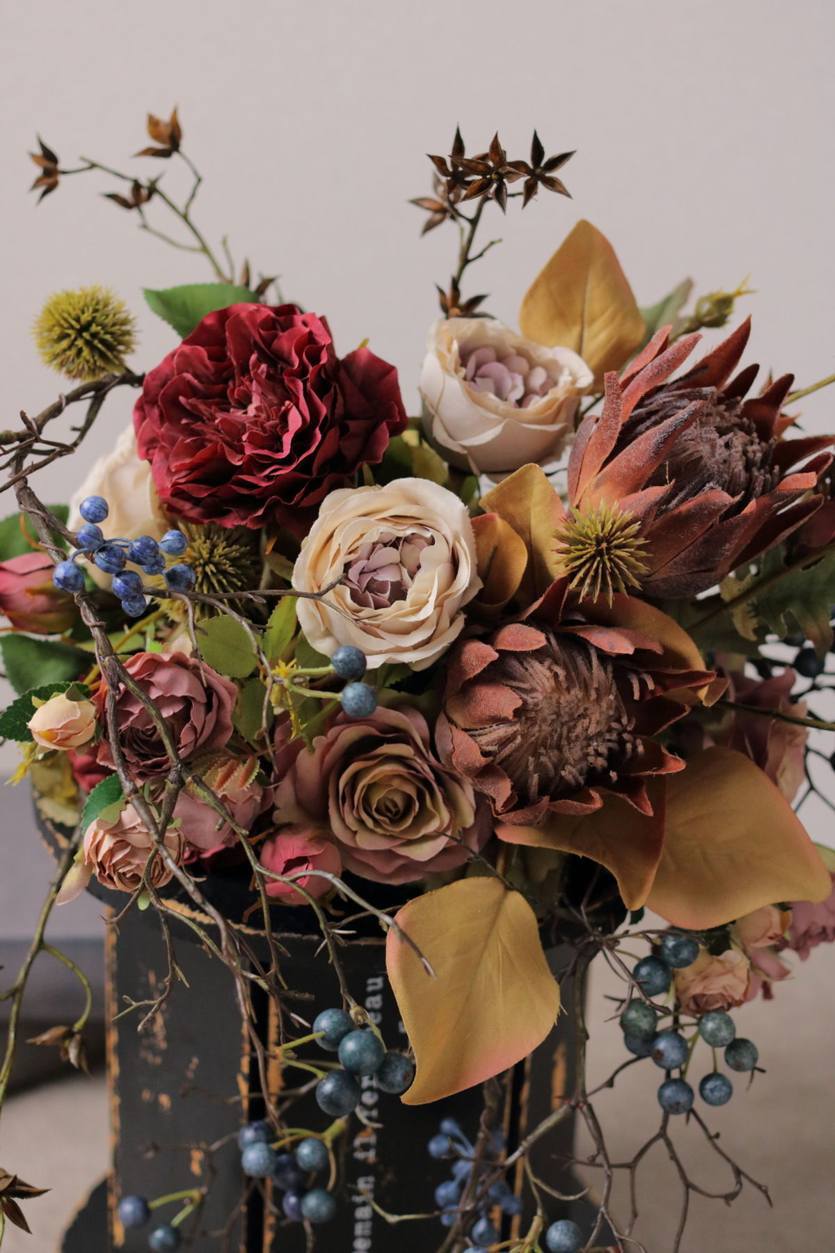 ローズ　セット バラのフラワーアレンジメント｜横浜ディスプレイミュージアム