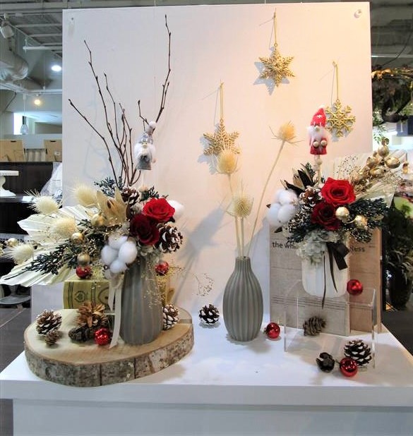 シーズンアレンジメント　プレゼント　ディスプレイ　2点セット　クリスマス Amazon.co.jp: クリスマスプレゼントボックス オーナメント 7点