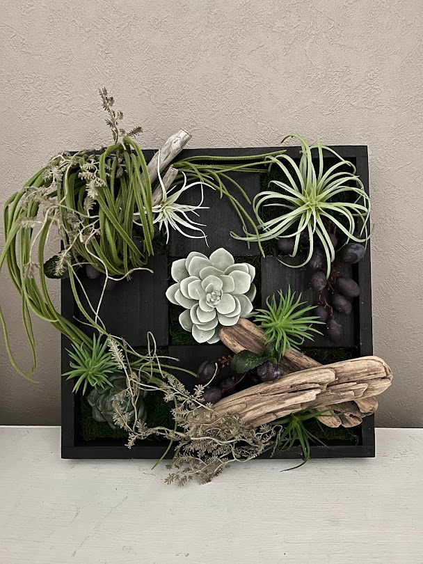 チランジアのグリーンアレンジメント｜横浜ディスプレイミュージアム