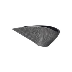 ゆ*ー様 グレー フレア型 金属花瓶 花器 生け花 冬初春の空間に、凛とした存在感を。CLAY 新作花器の展示受注会のご