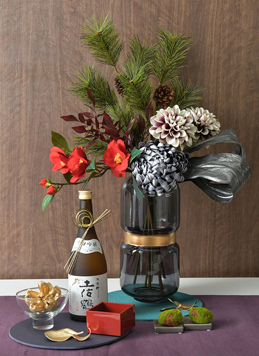 フォトセ ディスプレイ 日本酒のフォトスタイリングアレンジ｜横浜ディスプレイミュージアム