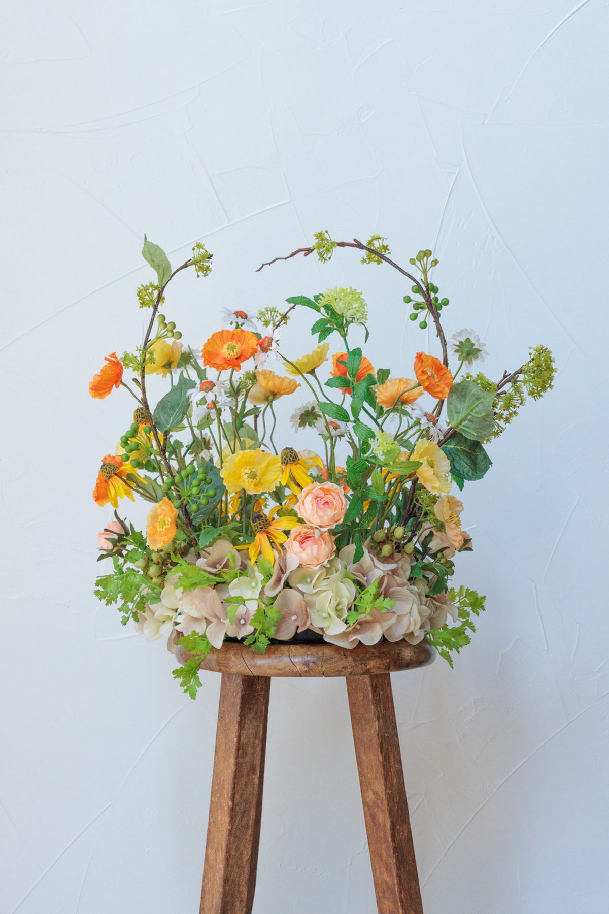 マーガレットのフラワーアレンジメント｜横浜ディスプレイミュージアム