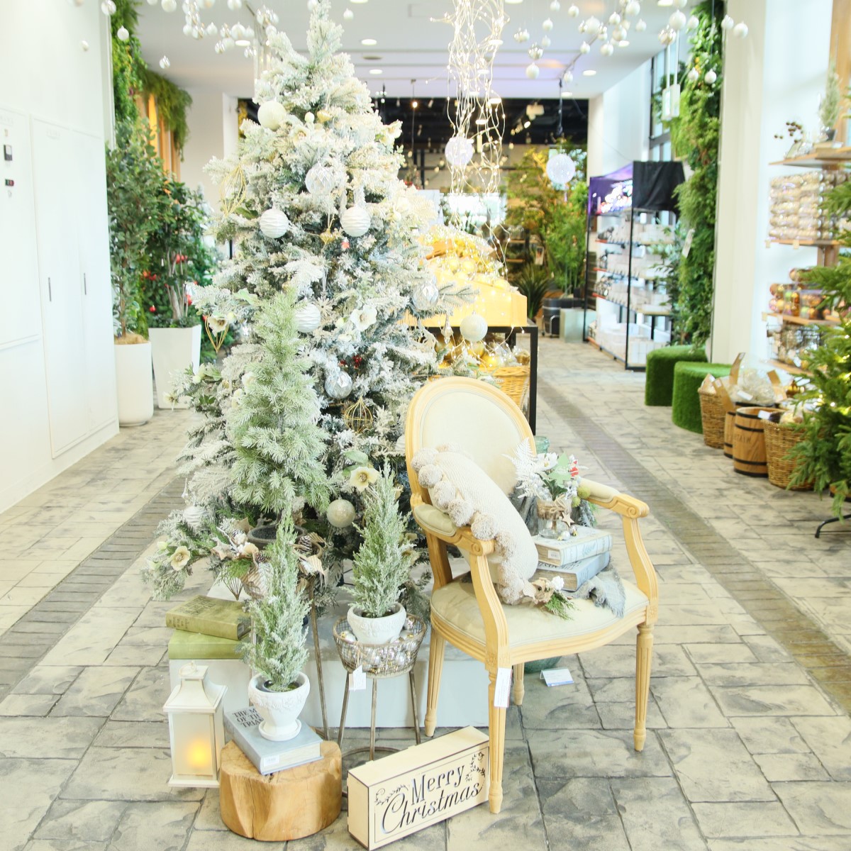 ショップ店頭クリスマスVP｜横浜ディスプレイミュージアム