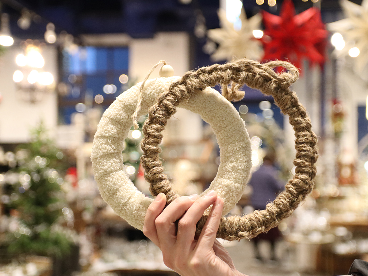 『モコモコリース』と『ジュートリース』