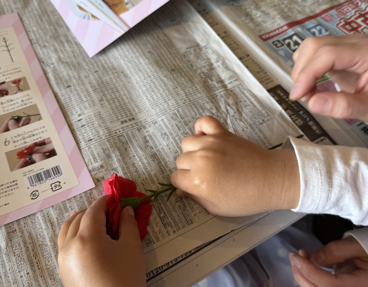 初開催！カーネーションキットを使用した 子ども向け花育ワーク