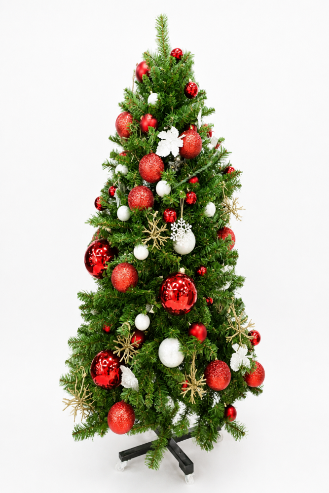 クリスマスツリーのオーナメント数は何個が最適？ » 横浜ディスプレイ