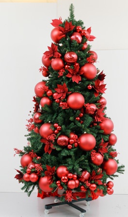 240cm クリスマスツリー（赤）のコーディネートサンプル