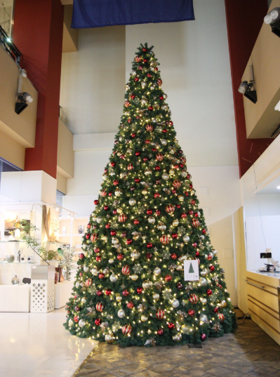 5m 大型クリスマスツリーのコーディネートサンプル