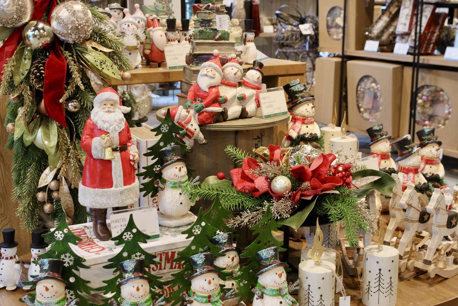 クリスマス売場の様子（原稿掲載写真11）