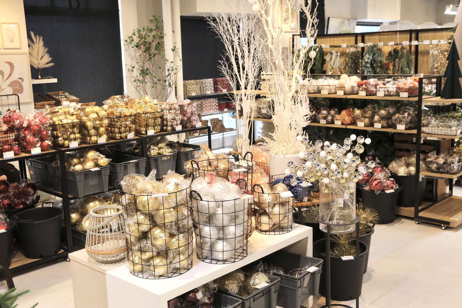 クリスマス売場の様子（原稿掲載写真5）